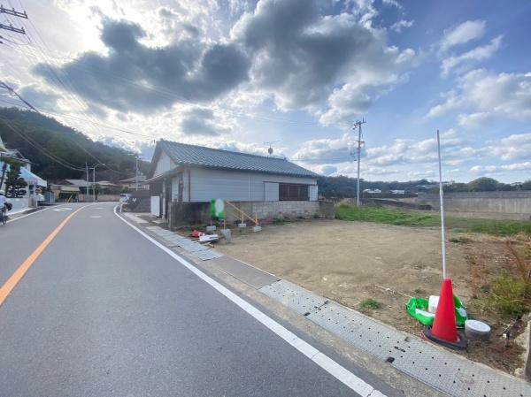 和歌山市西浜土地の前面道路含む現地写真