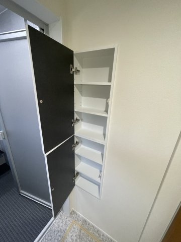 吹田市千里山西3丁目　新築戸建の収納|収納豊富です