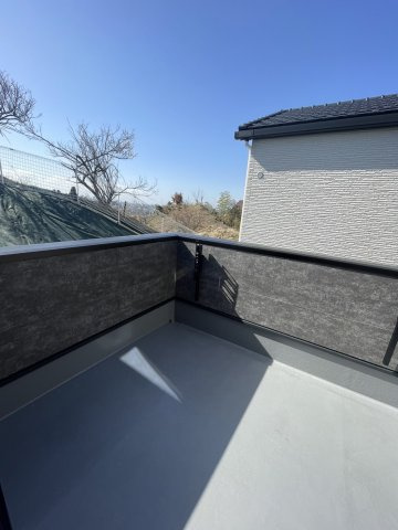 吹田市千里山西3丁目　新築戸建のバルコニー|バルコニーがあります