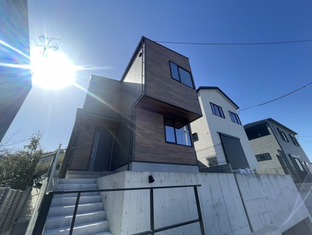 吹田市千里山西3丁目　新築戸建の外観|外観も気になるポイント