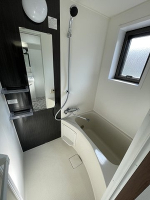 【浴室】 | evergreen高田馬場 | ★窓付きのリラックスできるお風呂です★