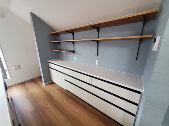 【その他】 | 杉並区宮前２丁目　新築戸建　D号棟 | 20.5帖のLDK、解放的なキッチン、そして奥行きのあるバルコニー♪♪魅力が詰まった制震ダンパー搭載の新邸！勾配天井や各階に設置された洗面台、ウォークインクローゼット等他にもオススメPOINT多数♪