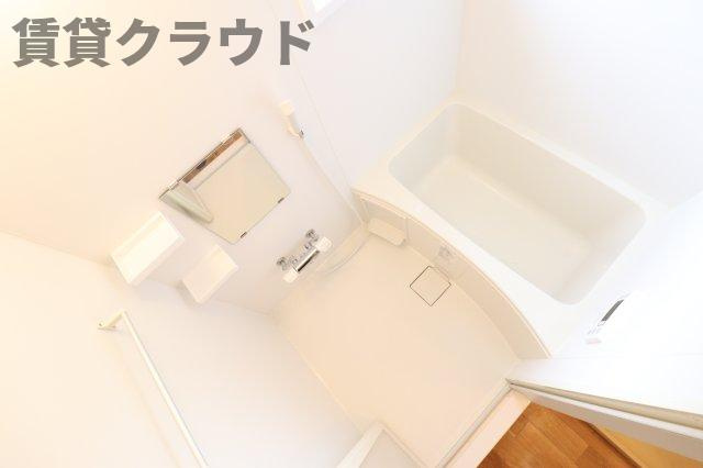 ヴェルメゾンおゆみ野Ｄの浴室|落ち着いた空間のお風呂です