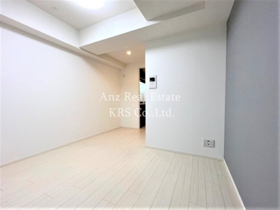 【居間・リビング】 | TLRレジデンス本町WEST | 白を基調とした洗練されたお部屋♪