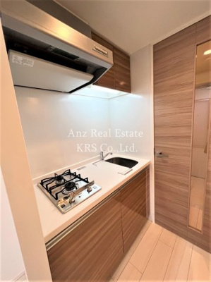 【キッチン】 | TLRレジデンス本町WEST | 調理動線を考慮したシステムキッチン♪快適にお料理ができます♪