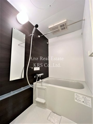 【浴室】 | TLRレジデンス本町WEST | 雨の日でも安心の浴室乾燥機付き♪ゆったりとした空間♪