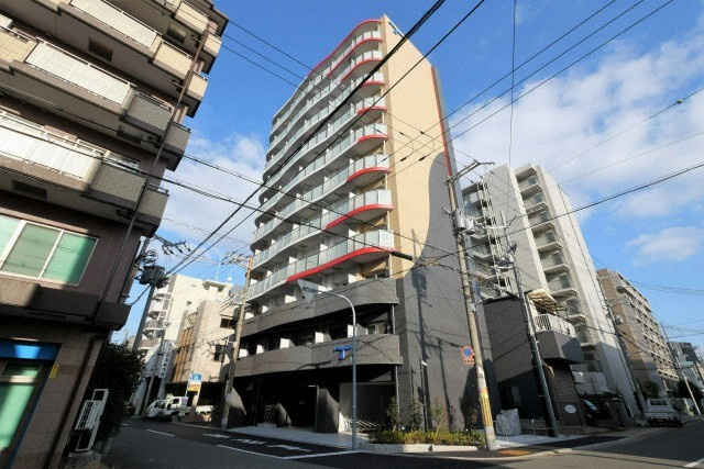 セレニテ九条リアンの外観