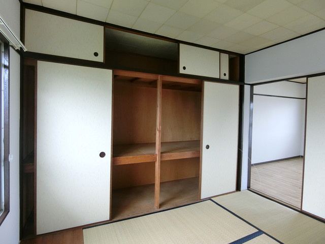 中宮第四住宅７４号棟の収納