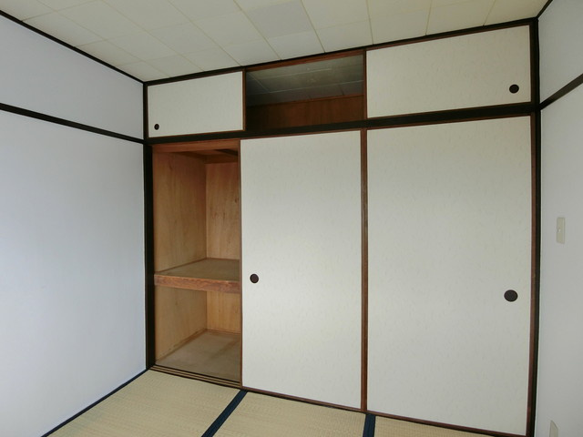 中宮第四住宅７４号棟の収納