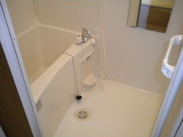 アンプルール リーブル SenⅠ　　刈谷市近郊の賃貸はクラスホーム刈谷店の浴室