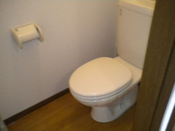 アンプルール リーブル SenⅠ　　刈谷市近郊の賃貸はクラスホーム刈谷店のトイレ