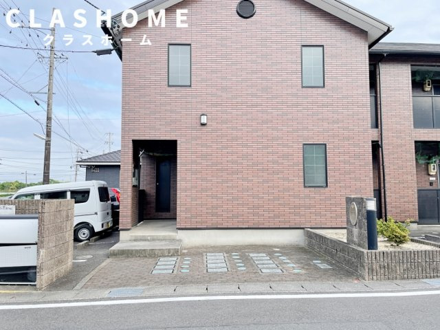 アンプルール リーブル SenⅠ　　刈谷市近郊の賃貸はクラスホーム刈谷店のエントランス