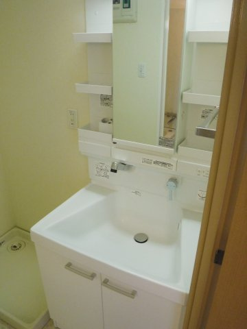 【独立洗面台】 | フローラル東葛西Ⅲ | 別部屋　参考画像