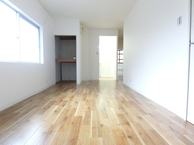 Re-Home福田Ⅳの居間・リビング