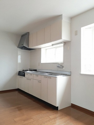 【キッチン】 | ノイレーベン春日