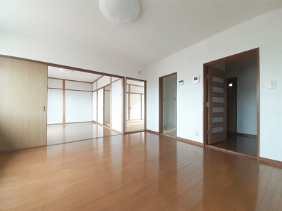 【内装】 | ノイレーベン春日