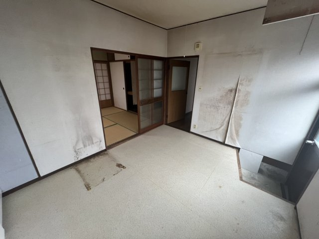 松江町　中古のダイニング