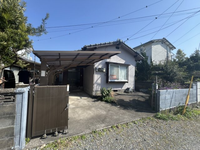 松江町　中古の前面道路含む現地写真