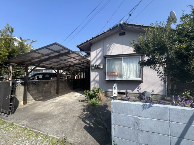 松江町　中古の前面道路含む現地写真