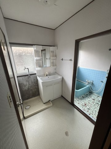 松江町　中古の脱衣所