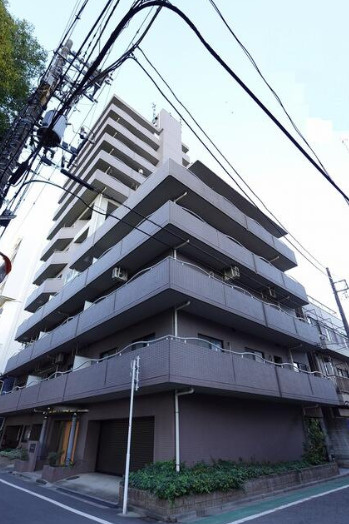 オリンポス隅田公園弐号館の外観