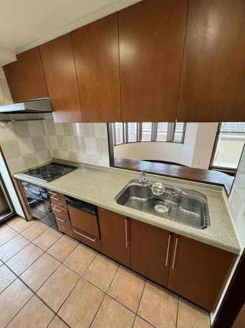 セレッソコート梅田北パークフロントのキッチン|キッチンでお料理をお楽しみください