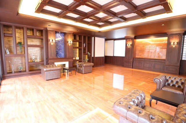 大阪市都島区大東町１丁目の賃貸マンションのエントランス