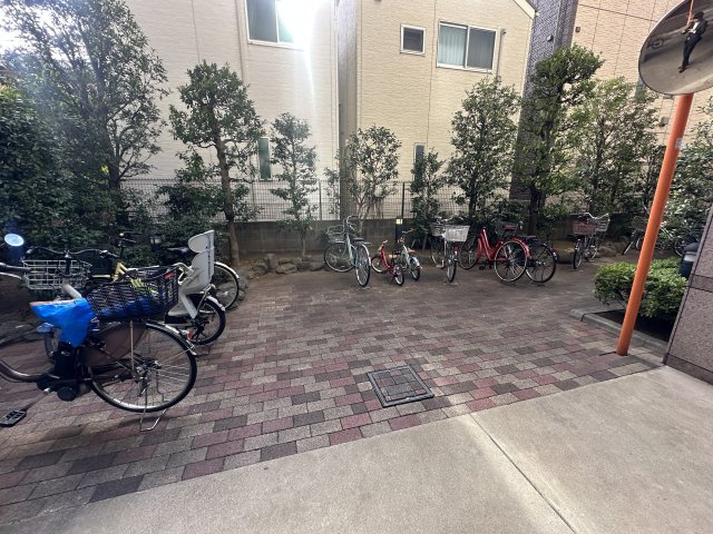 アーバンハイツ三晴のその他