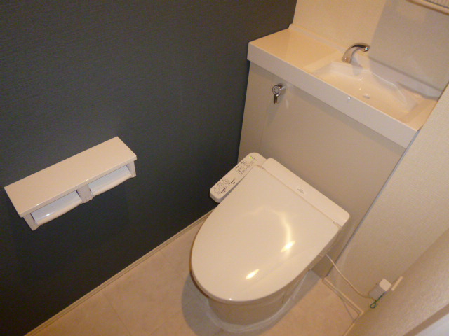 ＥｌｉｓｅⅡのトイレ|温水洗浄便座