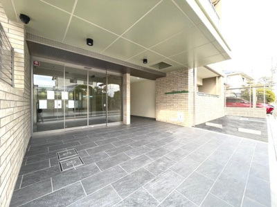 【エントランス】 | ブリエヴェール北桜塚