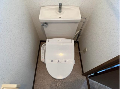 【トイレ】 | ドミール上ノ台 | 便利な温水洗浄便座完備。