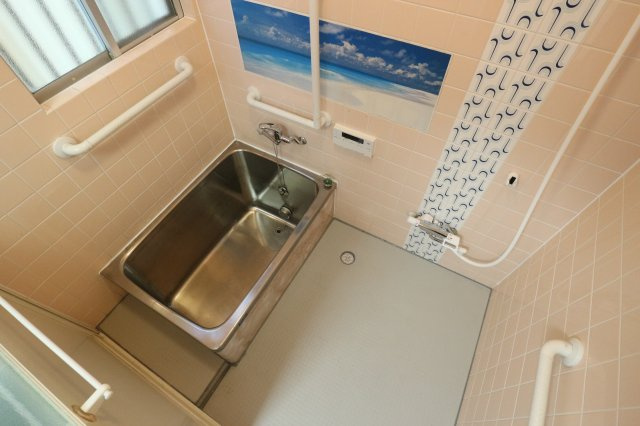 取手小文間戸建の浴室