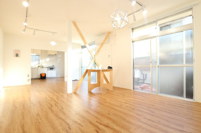 取手小文間戸建の居間・リビング