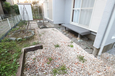 【庭】 | 取手小文間戸建