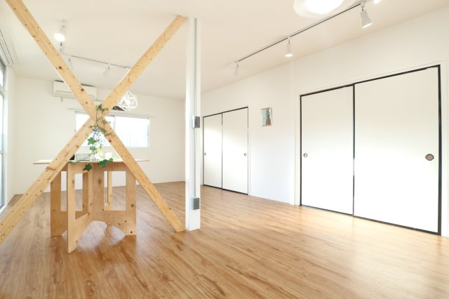 取手小文間戸建の居間・リビング