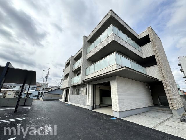 ベレオ南佐古の外観