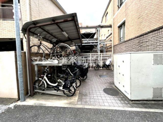 【その他共用部分】 | 敷地内に駐輪場があります。