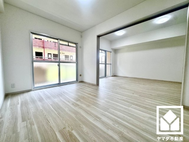 ライオンズマンション宇治の洋室