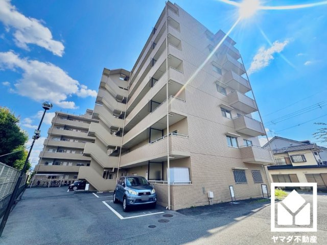 ライオンズマンション宇治の外観