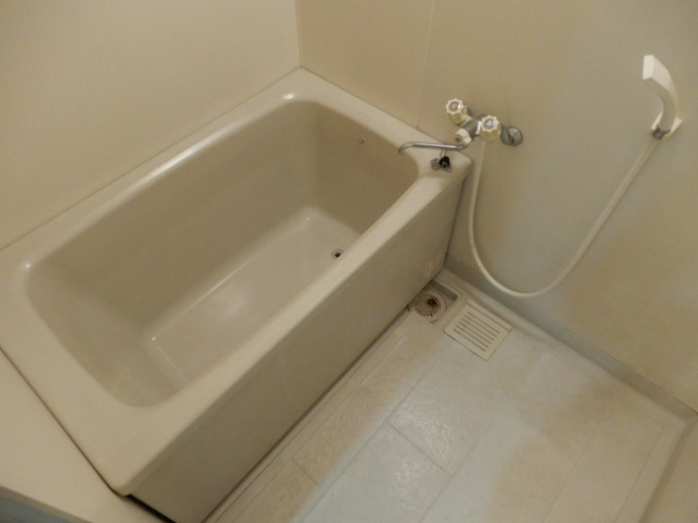 ポコアポコ住吉メゾンの浴室