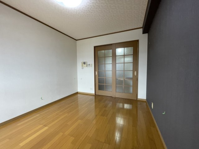 ポコアポコ明石鍛治屋町Ⅲ番館の居間・リビング