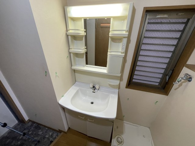 ポコアポコ明石鍛治屋町Ⅲ番館の洗面所