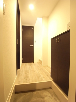 【玄関】 | アルバーノ久留米