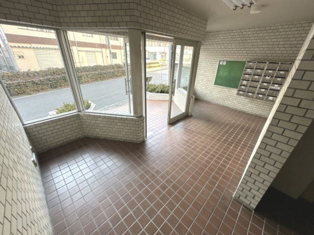 【エントランス】