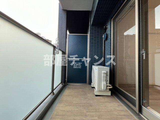 アステリ鶴舞トゥリアのバルコニー