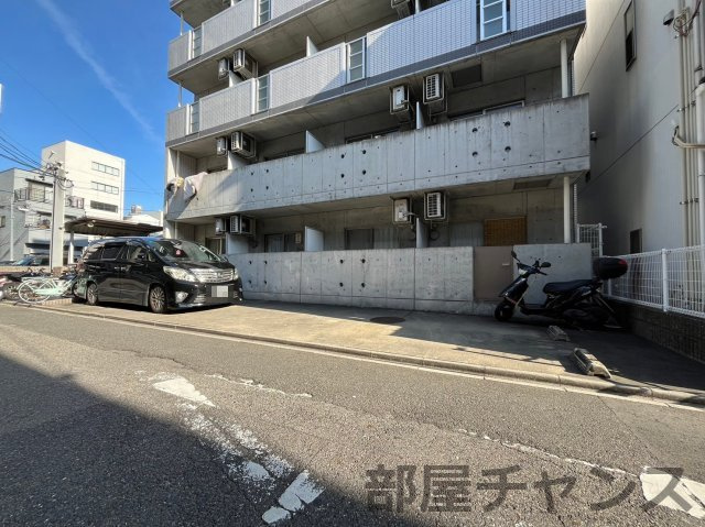H2の駐車場