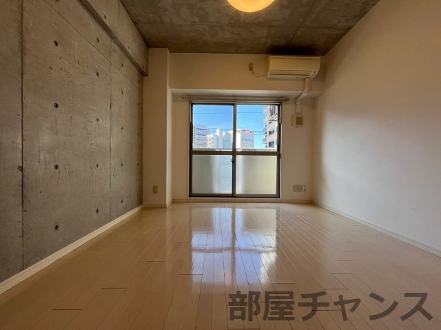 H2の居間・リビング