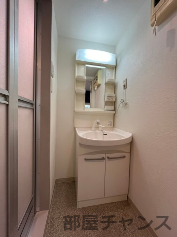 H2の独立洗面台