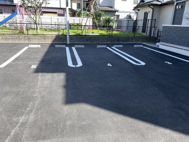 D-ROOM　IGODAIの駐車場