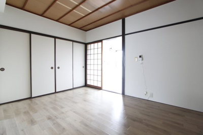 【洋室】 | マンション鈴蘭荘 | きれいな洋室です